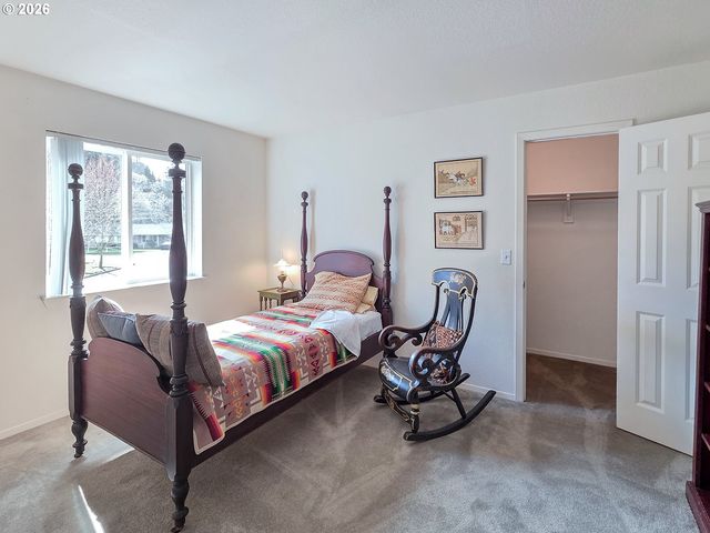 5225 JEAN Rd 205, Lake Oswego, OR 97035