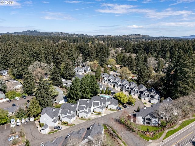 5225 JEAN Rd 205, Lake Oswego, OR 97035