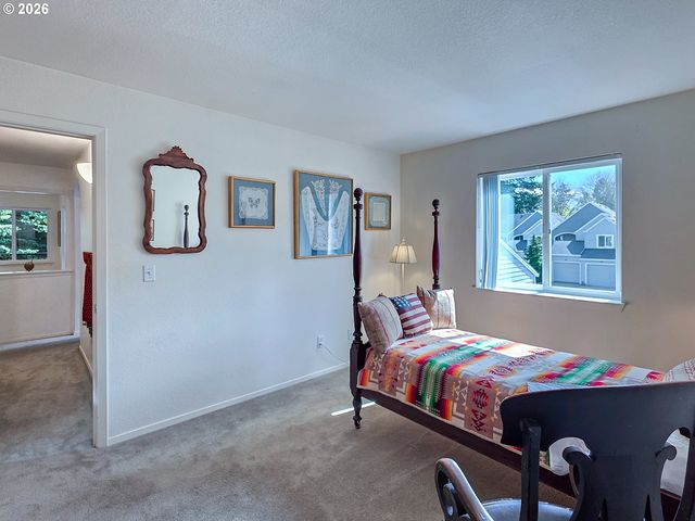 5225 JEAN Rd 205, Lake Oswego, OR 97035