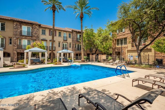 2482 E ROMA Avenue, Phoenix, AZ 85016