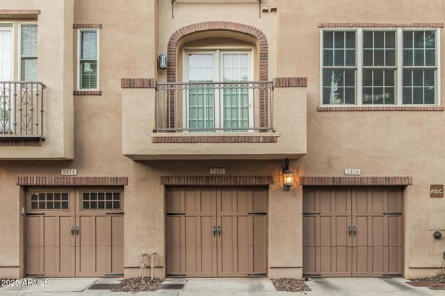 2482 E ROMA Avenue, Phoenix, AZ 85016