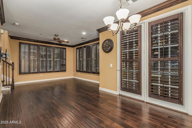 2482 E ROMA Avenue, Phoenix, AZ 85016