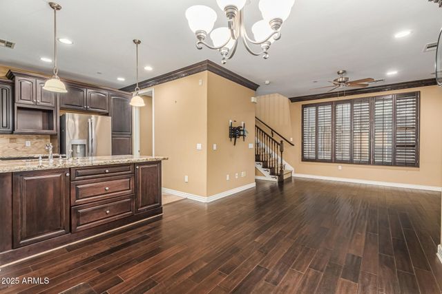 2482 E ROMA Avenue, Phoenix, AZ 85016