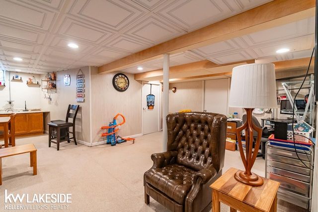 21606 Arrowhead Street, Saint Clair Shores, MI 48082