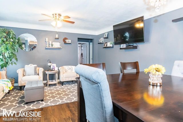 21606 Arrowhead Street, Saint Clair Shores, MI 48082