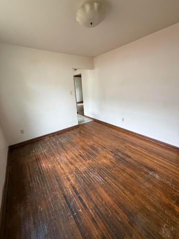 56 Broadlawn Avenue, Columbus, OH 43228