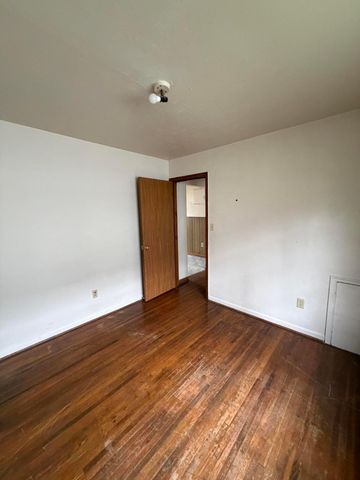 56 Broadlawn Avenue, Columbus, OH 43228