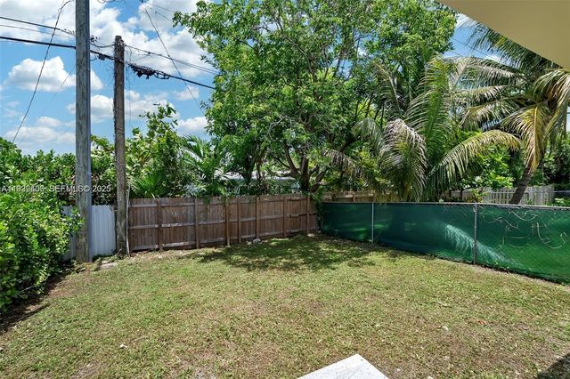 9243 SW 204th Ter 0, Cutler Bay, FL 33189