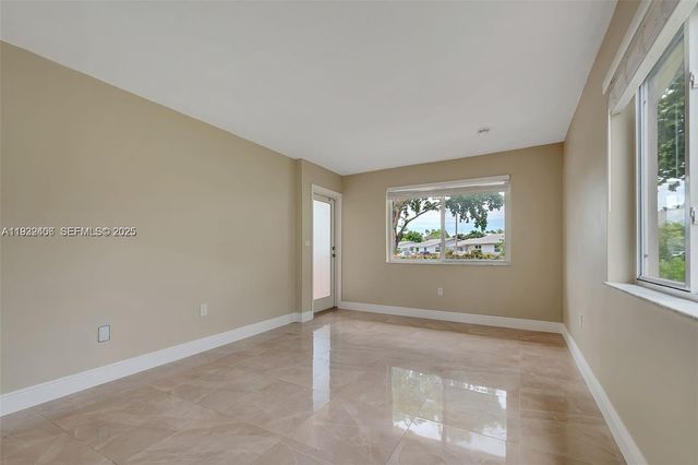 9243 SW 204th Ter 0, Cutler Bay, FL 33189