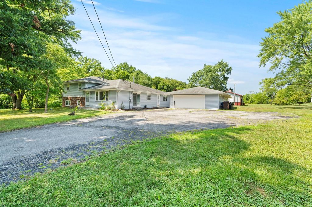 11732 W 126th Avenue, Cedar Lake, IN 46303