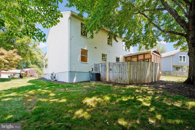 113 SUE ANN CT, Sterling, VA 20164