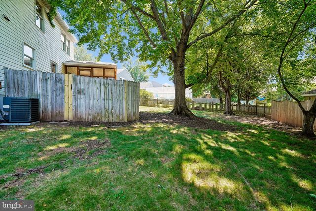 113 SUE ANN CT, Sterling, VA 20164