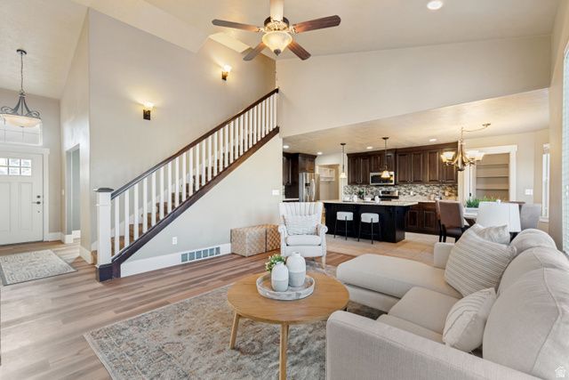11829 S PINNACLE ACRE CT, Riverton, UT 84065