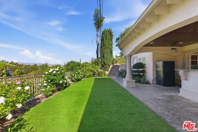 4305 Coquette Place, Tarzana, CA 91356