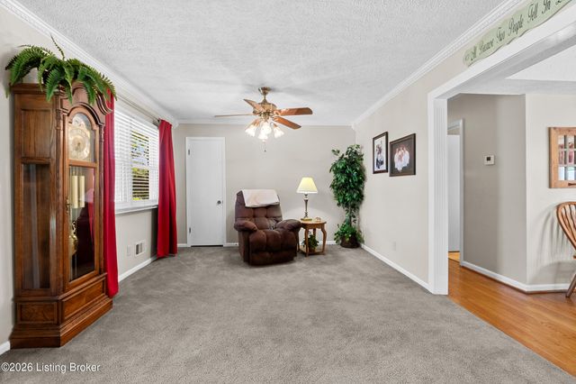 4410 Burnt Cedar Ln, Louisville, KY 40219