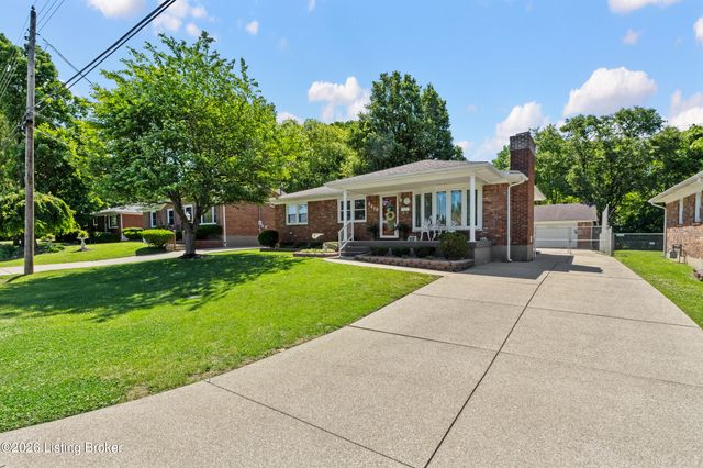 4410 Burnt Cedar Ln, Louisville, KY 40219