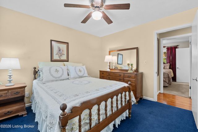 4410 Burnt Cedar Ln, Louisville, KY 40219