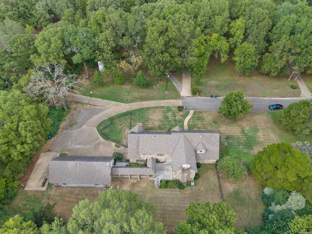 21 Riviera Dr, Conway, AR 72034