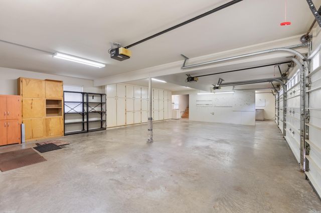 21 Riviera Dr, Conway, AR 72034