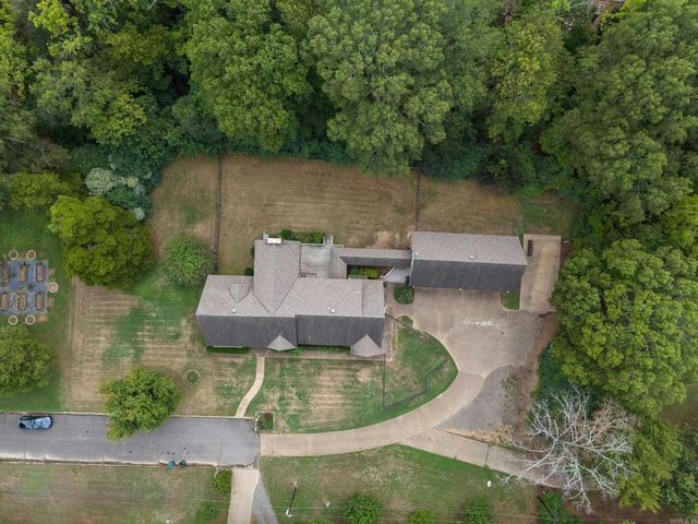 21 Riviera Dr, Conway, AR 72034