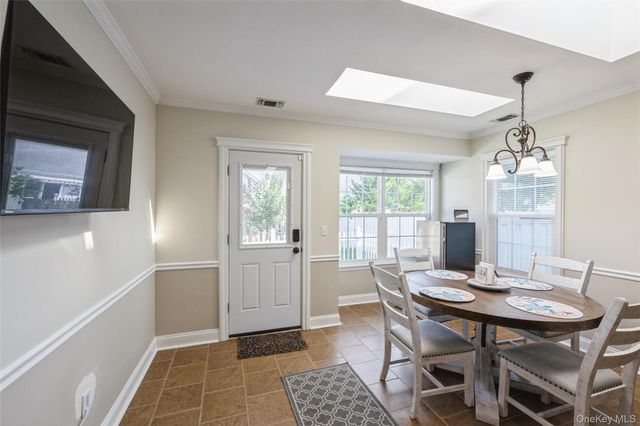 8 Jennifer Lane, Middle Island, NY 11953