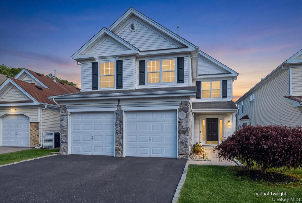 8 Jennifer Lane, Middle Island, NY 11953