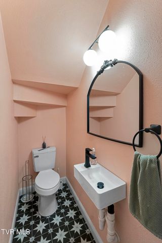 220 Unaka Street, Greeneville, TN 37743