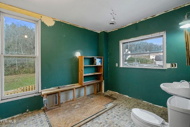 220 Unaka Street, Greeneville, TN 37743