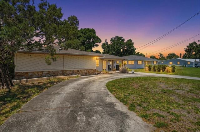 304 42ND STREET W, Bradenton, FL 34209