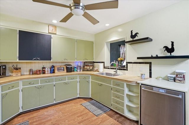 304 42ND STREET W, Bradenton, FL 34209