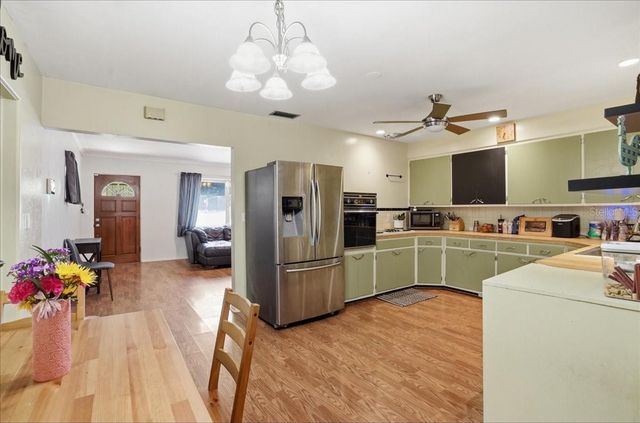 304 42ND STREET W, Bradenton, FL 34209