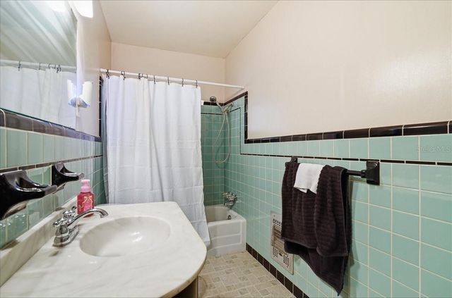 304 42ND STREET W, Bradenton, FL 34209