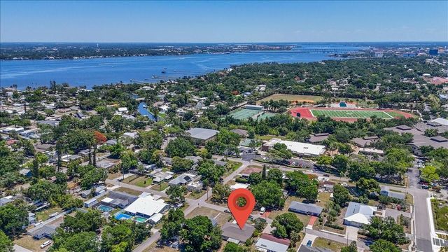 304 42ND STREET W, Bradenton, FL 34209