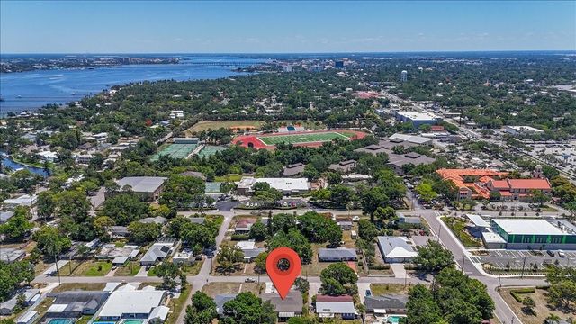 304 42ND STREET W, Bradenton, FL 34209
