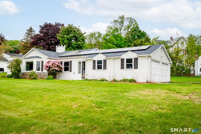 1 Sunset Drive, Danbury, CT 06810
