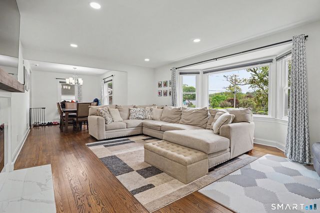 1 Sunset Drive, Danbury, CT 06810