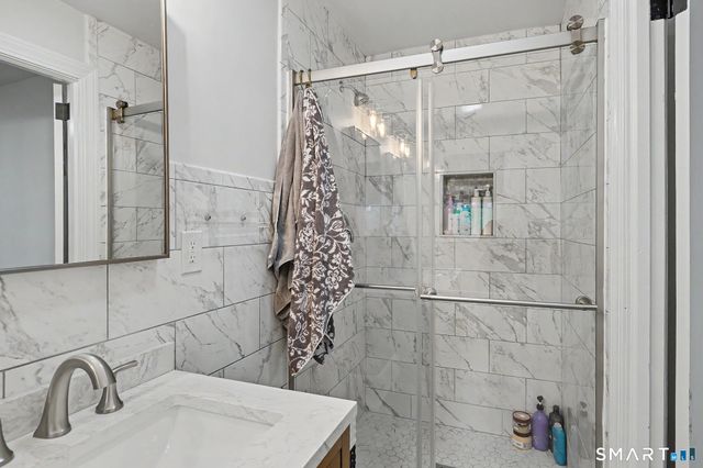 1 Sunset Drive, Danbury, CT 06810
