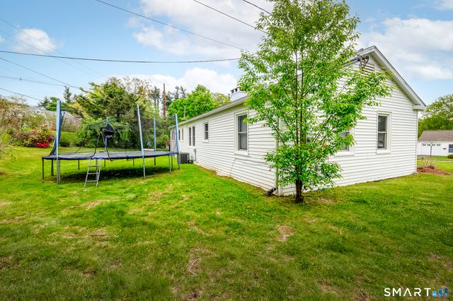 1 Sunset Drive, Danbury, CT 06810