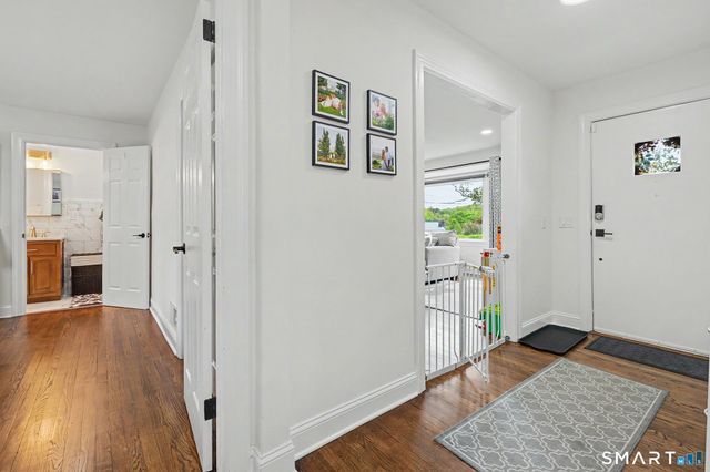 1 Sunset Drive, Danbury, CT 06810