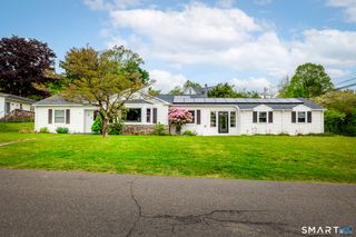 1 Sunset Drive, Danbury, CT 06810