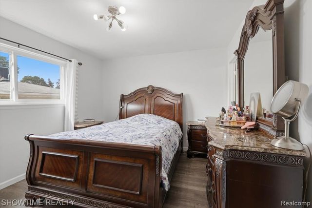 14706 Murthum Avenue, Warren, MI 48088