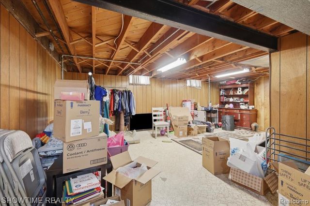 14706 Murthum Avenue, Warren, MI 48088