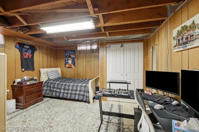 14706 Murthum Avenue, Warren, MI 48088