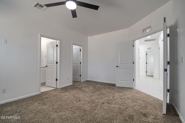 13897 CAROLINA PONCE Avenue, Horizon City, TX 79928