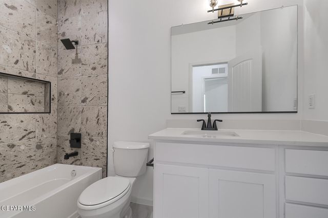 13897 CAROLINA PONCE Avenue, Horizon City, TX 79928