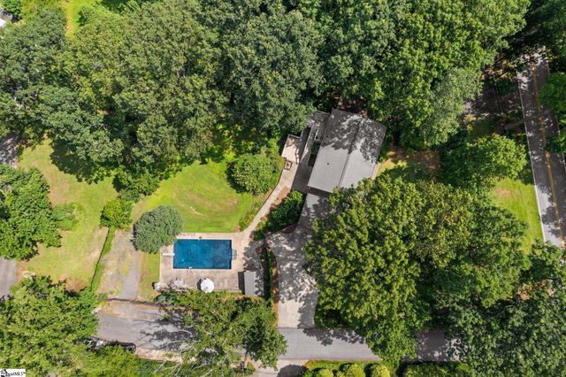 320 Altamont Road, Greenville, SC 29609