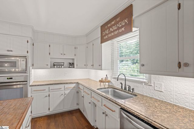 320 Altamont Road, Greenville, SC 29609