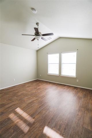 18109 Montoro Way, Edmond, OK 73012