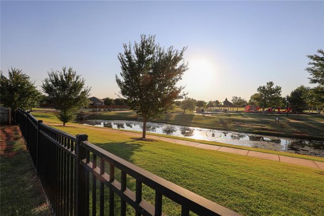 18109 Montoro Way, Edmond, OK 73012