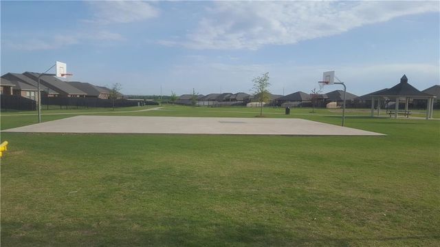 18109 Montoro Way, Edmond, OK 73012